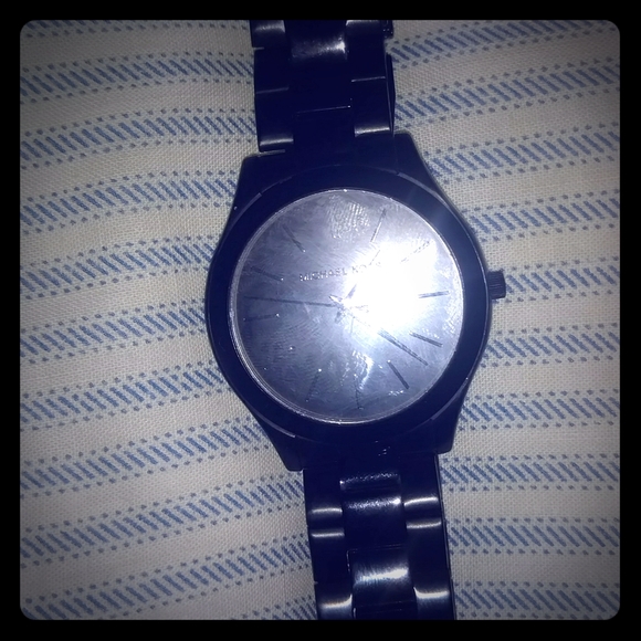Michael kors slim runway watch - Picture 1 of 1